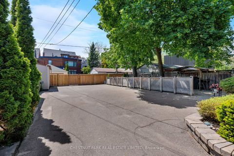 Photo 5 at 386 Palmerston Boulevard, Little Italy, Toronto