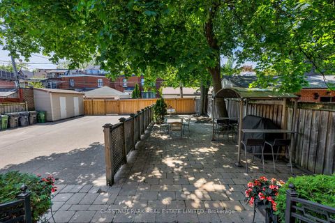 Photo 8 at 386 Palmerston Boulevard, Little Italy, Toronto
