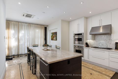 Photo 14 at 386 Palmerston Boulevard, Little Italy, Toronto