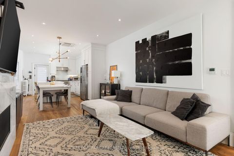 Photo 23 at 386 Palmerston Boulevard, Little Italy, Toronto