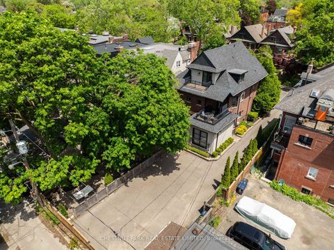 Photo 45 at 386 Palmerston Boulevard, Little Italy, Toronto
