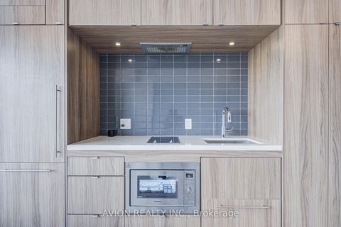Photo 8 at 1920 - 155 Yorkville Avenue, Annex, Toronto