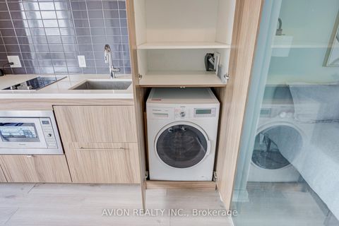 Photo 14 at 1920 - 155 Yorkville Avenue, Annex, Toronto
