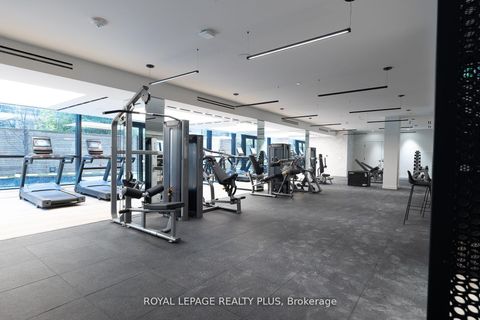 Photo 19 at 206S - 127 Broadway Avenue S, Mount Pleasant West, Toronto