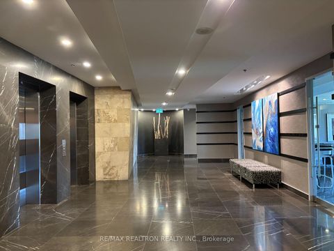 Photo 4 at 3011 - 8 Park Road, Moore Park, Toronto