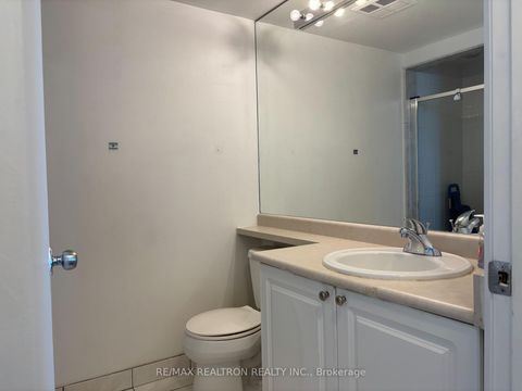 Photo 16 at 3011 - 8 Park Road, Moore Park, Toronto