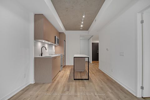 Photo 13 at 410 - 1808 St Clair Avenue, Pellam Park, Toronto