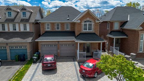 Photo 0 at 29 Grackle Trail, Rouge E11, Toronto