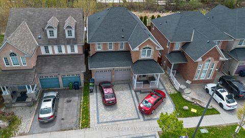 Photo 1 at 29 Grackle Trail, Rouge E11, Toronto