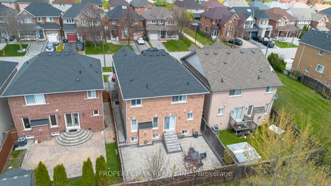 Photo 42 at 29 Grackle Trail, Rouge E11, Toronto