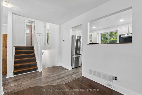 Photo 14 at 47 Christie Crescent, Letitia Heights, Barrie
