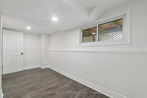 Photo 32 at 47 Christie Crescent, Letitia Heights, Barrie