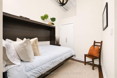 Photo 6 at 513 - 700 King Street W, Niagara, Toronto
