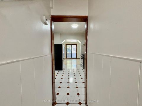 Photo 3 at 36 Mitchell Avenue, Niagara, Toronto