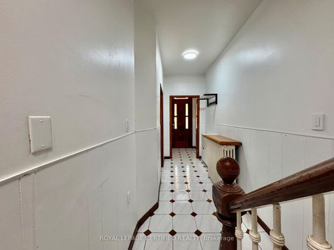Photo 4 at 36 Mitchell Avenue, Niagara, Toronto