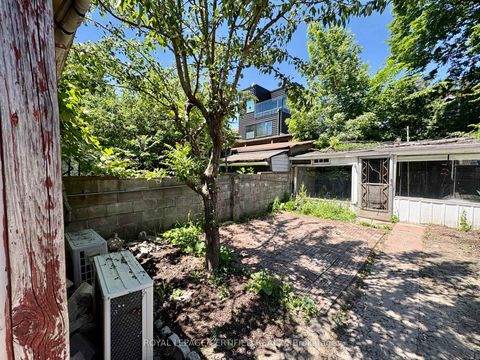 Photo 27 at 36 Mitchell Avenue, Niagara, Toronto