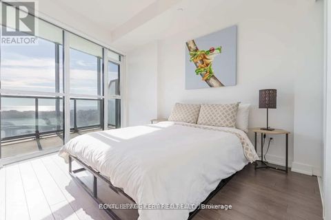 Photo 10 at 1112 - 30 Ordnance Street, Niagara, Toronto