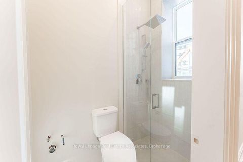 Photo 10 at 54 Stewart Street, Waterfront Communities C1, Toronto