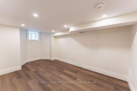 Photo 19 at 54 Stewart Street, Waterfront Communities C1, Toronto