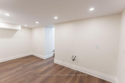 Photo 23 at 54 Stewart Street, Waterfront Communities C1, Toronto