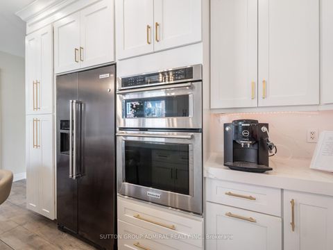 Photo 15 at 582 Summeridge Drive, Patterson, Vaughan