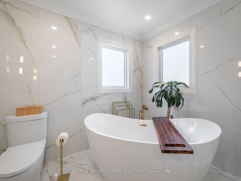 Photo 24 at 582 Summeridge Drive, Patterson, Vaughan