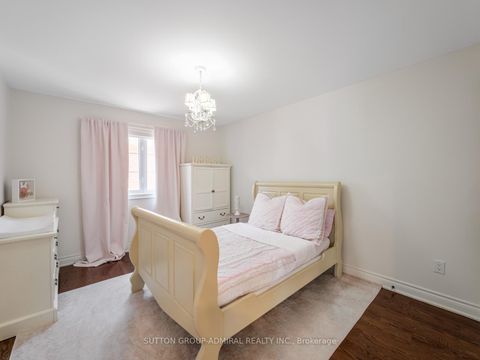 Photo 34 at 582 Summeridge Drive, Patterson, Vaughan