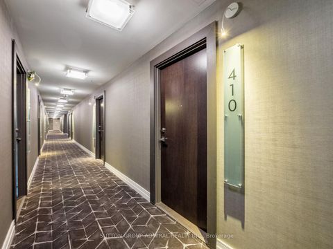 Photo 1 at 410 - 90 Niagara Street, Niagara, Toronto