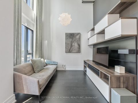 Photo 8 at 410 - 90 Niagara Street, Niagara, Toronto