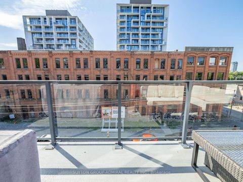 Photo 12 at 410 - 90 Niagara Street, Niagara, Toronto