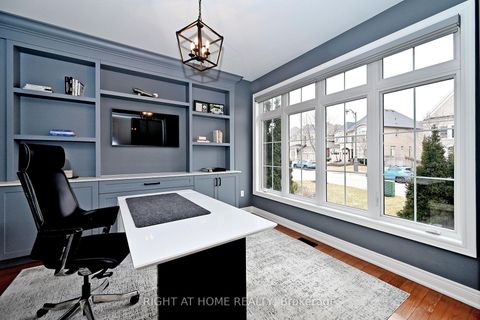 Photo 6 at 95 Vines Place, Bayview Southeast, Aurora