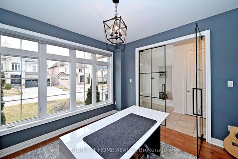 Photo 7 at 95 Vines Place, Bayview Southeast, Aurora