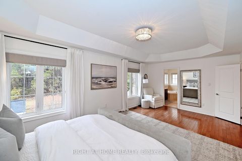 Photo 19 at 95 Vines Place, Bayview Southeast, Aurora