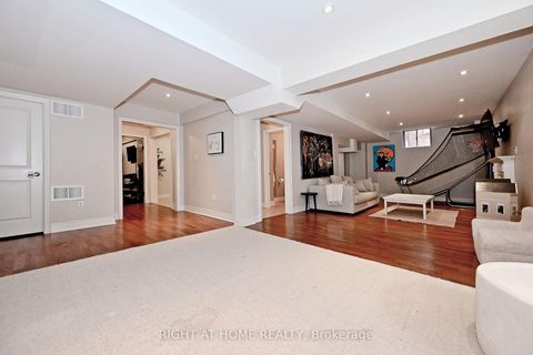 Photo 27 at 95 Vines Place, Bayview Southeast, Aurora