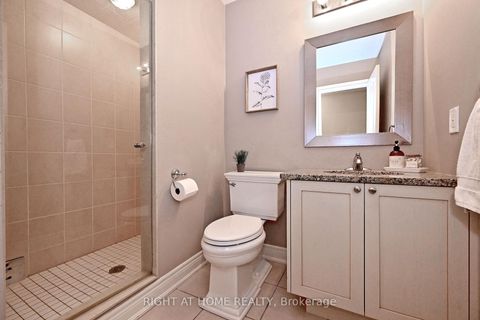 Photo 32 at 95 Vines Place, Bayview Southeast, Aurora