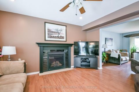 Photo 8 at 42 Farmstead Crescent, Holly, Barrie