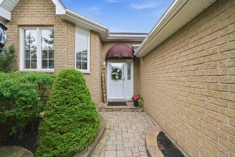 Photo 2 at 90 Bloom Avenue, Newcastle, Clarington