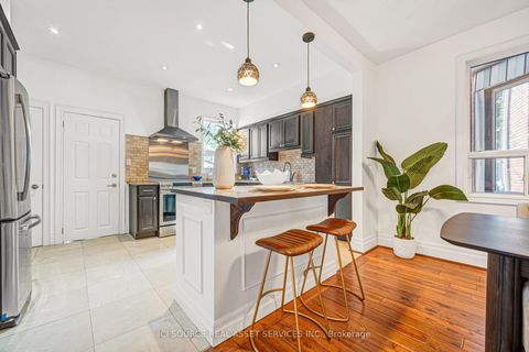 Photo 5 at 213 Laughton Avenue, Pellam Park, Toronto