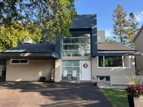 Photo 0 at 90 Berkinshaw Crescent, Don Mills, Toronto