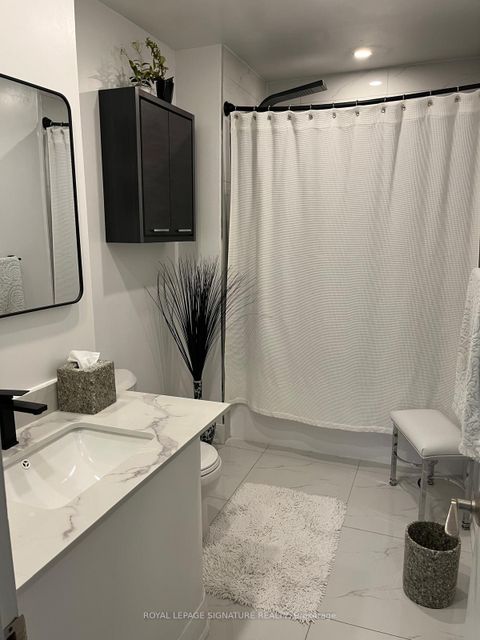 Photo 18 at 90 Berkinshaw Crescent, Don Mills, Toronto