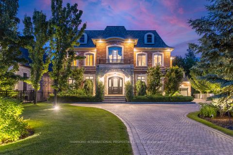 Photo 1 at 7 Maryvale Crescent, South Richvale, Richmond Hill
