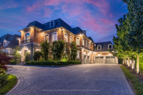 Photo 4 at 7 Maryvale Crescent, South Richvale, Richmond Hill