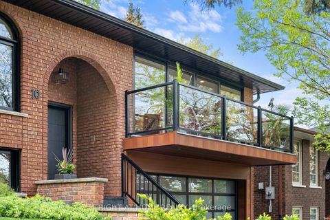 Photo 2 at 10 Wingrove Hill, City Centre West, Toronto