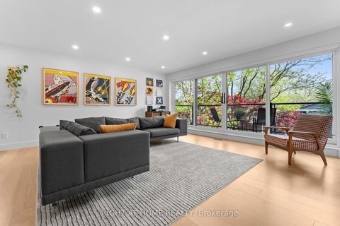 Photo 6 at 10 Wingrove Hill, City Centre West, Toronto
