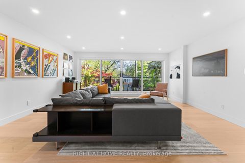Photo 8 at 10 Wingrove Hill, City Centre West, Toronto