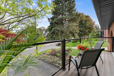 Photo 10 at 10 Wingrove Hill, City Centre West, Toronto