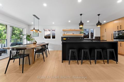 Photo 11 at 10 Wingrove Hill, City Centre West, Toronto
