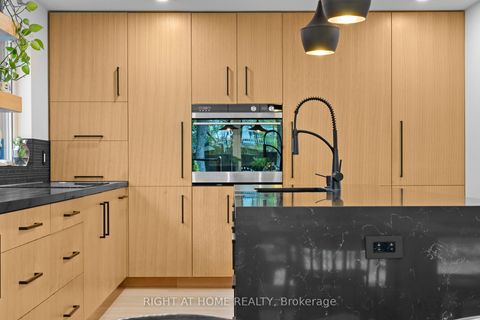 Photo 13 at 10 Wingrove Hill, City Centre West, Toronto