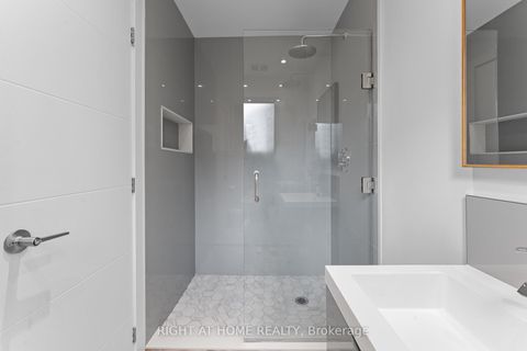 Photo 27 at 10 Wingrove Hill, City Centre West, Toronto