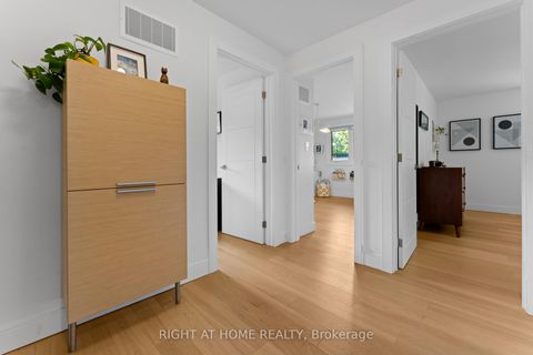 Photo 28 at 10 Wingrove Hill, City Centre West, Toronto